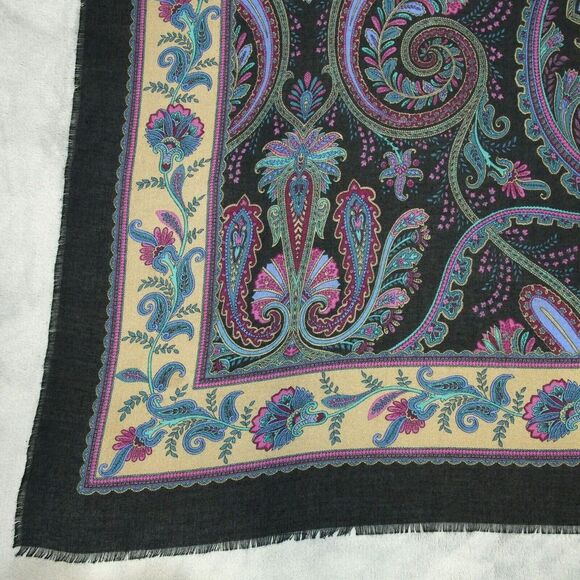 Vintage Italian Renaissance Paisley Scarf 46x46 - Picture 4 of 9